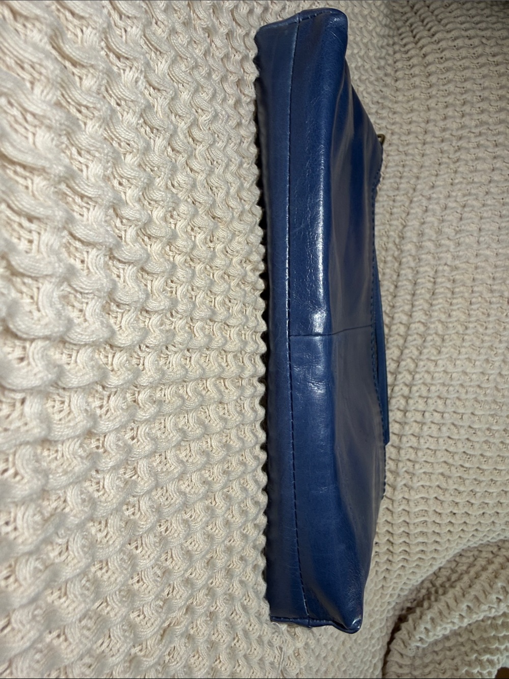 HOBO Deep Blue Leather Wristlet Clutch with Zip Pull - Picture 6 of 8